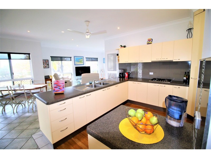 107 Rasmussen Avenue, Hay Point QLD 4740