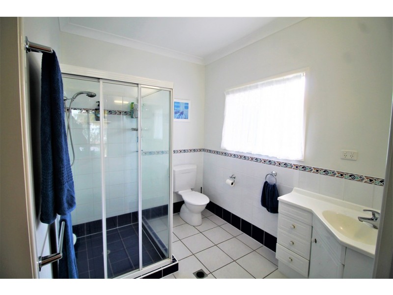 107 Rasmussen Avenue, Hay Point QLD 4740