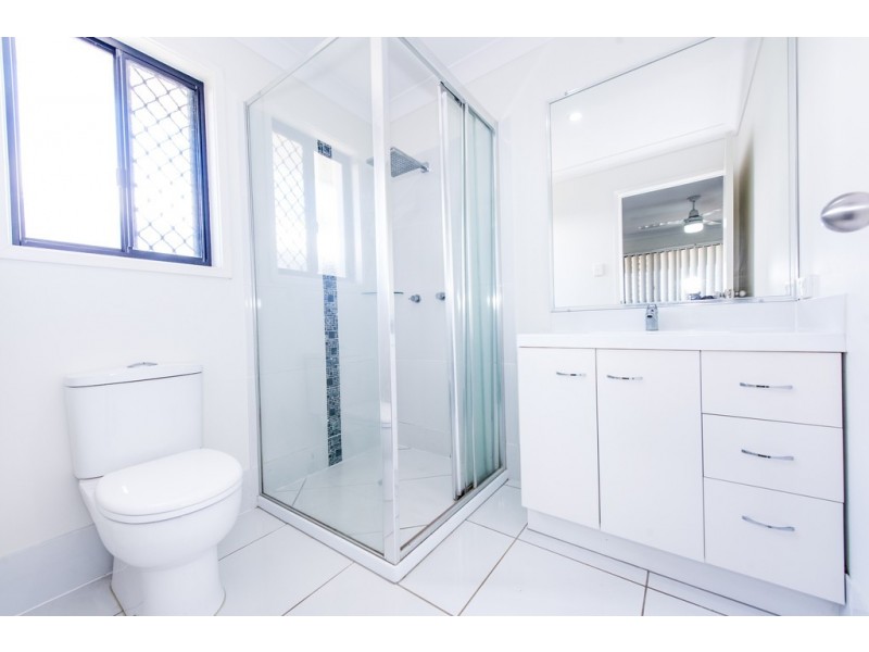 46 Donovan Street, Blacks Beach QLD 4740
