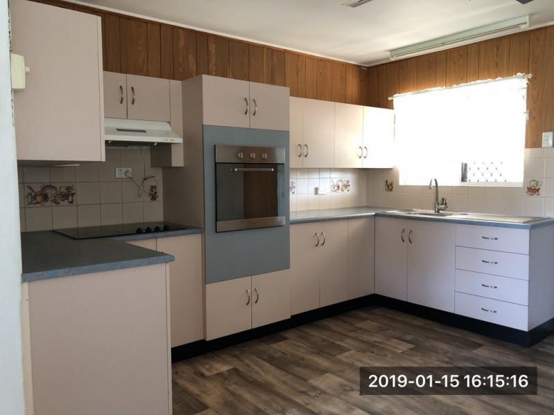 1 Flinders Court, Bakers Creek QLD 4740
