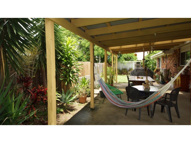 1 Tern Street, Slade Point QLD 4740