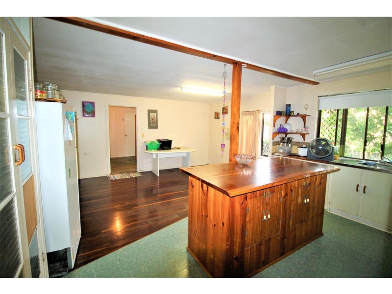 27 Hellwege Street, Hay Point QLD 4740