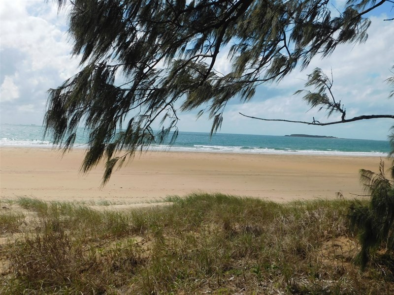 143 Rasmussen Avenue, Hay Point QLD 4740