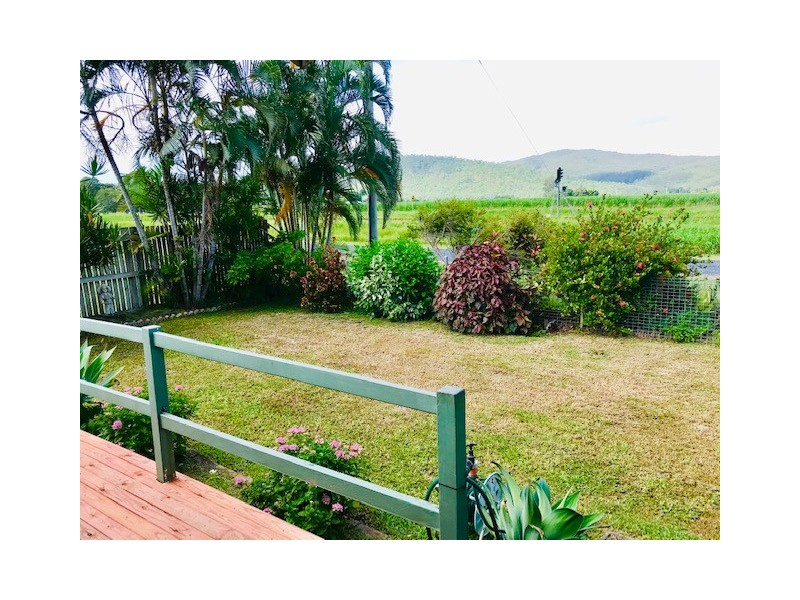 62 Mackenzies Road, Calen QLD 4798