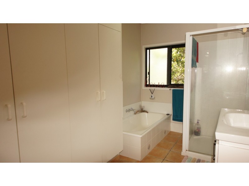 116A Waverley Street, Bucasia QLD 4750
