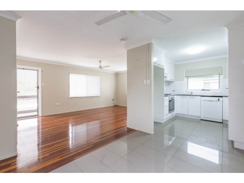 111 Scott Street, South Mackay QLD 4740