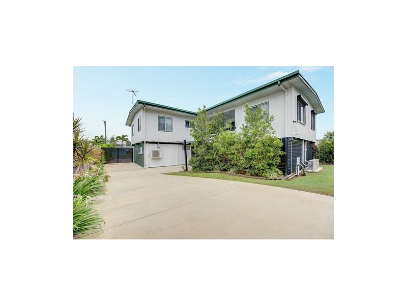 111 Scott Street, South Mackay QLD 4740