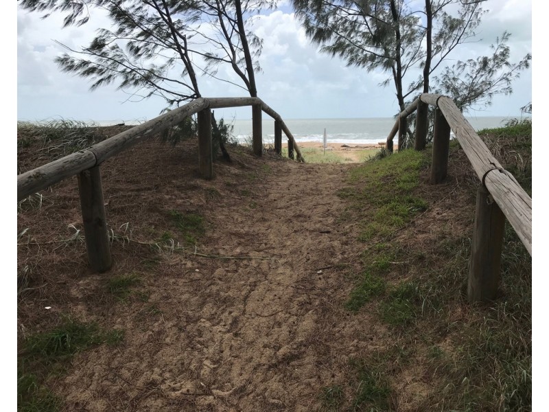 5/22 Marina Beach Parade, Mackay Harbour QLD 4740