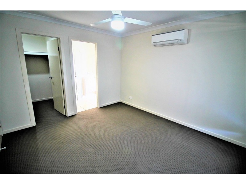 15 Raffia Street, Rural View QLD 4740