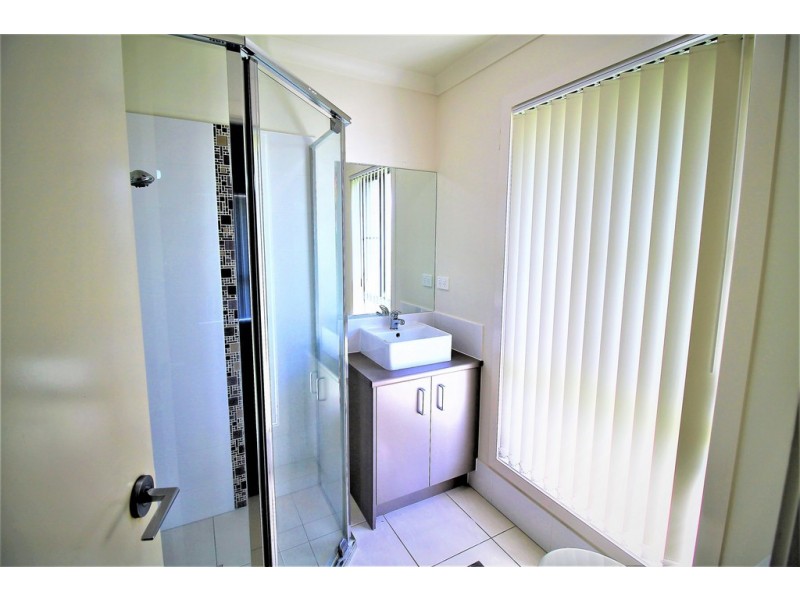 15 Raffia Street, Rural View QLD 4740