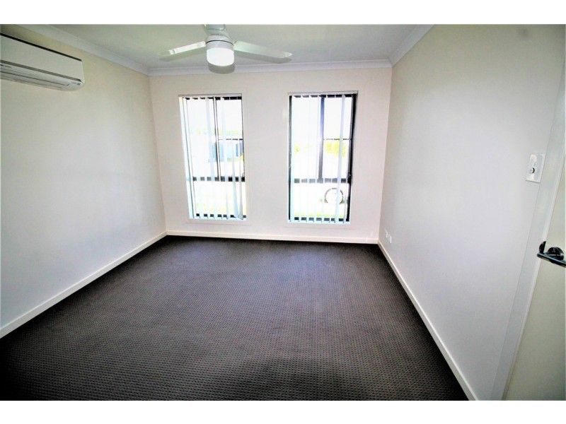 15 Raffia Street, Rural View QLD 4740