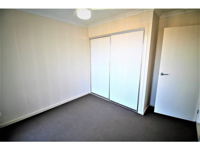 15 Raffia Street, Rural View QLD 4740