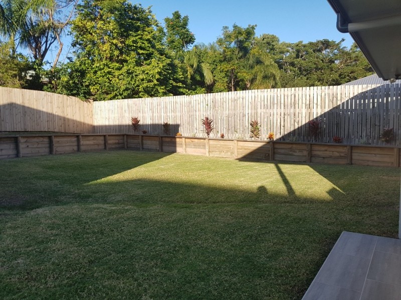 79 Phoenix Crescent, Rural View QLD 4740