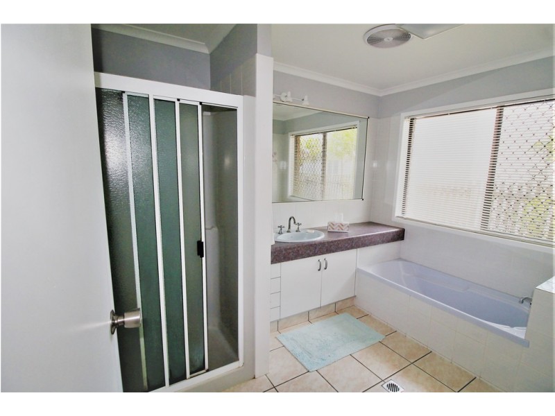 113 Rasmussen Avenue, Hay Point QLD 4740