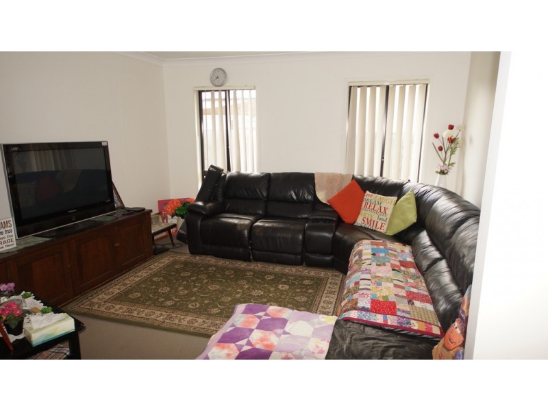 13 Dorothy Place, Mirani QLD 4754
