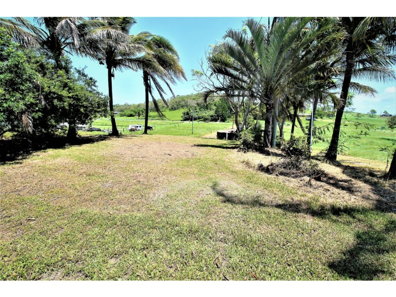 95 Fenech Avenue, Alligator Creek QLD 4740