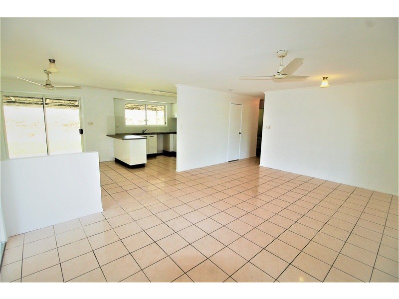 95 Fenech Avenue, Alligator Creek QLD 4740