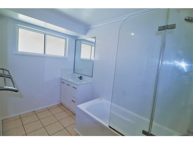 95 Fenech Avenue, Alligator Creek QLD 4740