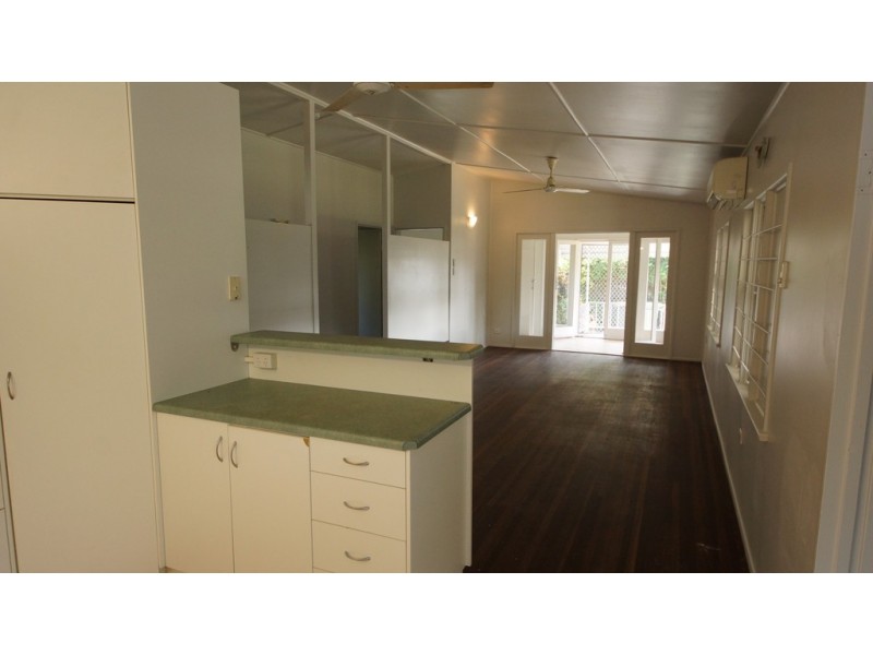15 Field Street, West Mackay QLD 4740