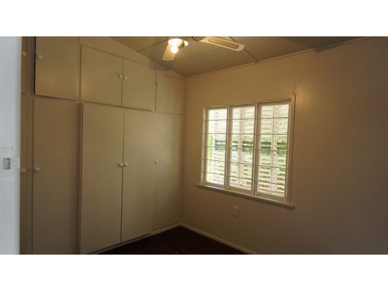 15 Field Street, West Mackay QLD 4740
