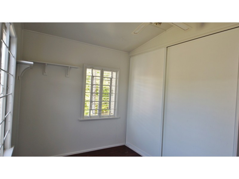 15 Field Street, West Mackay QLD 4740