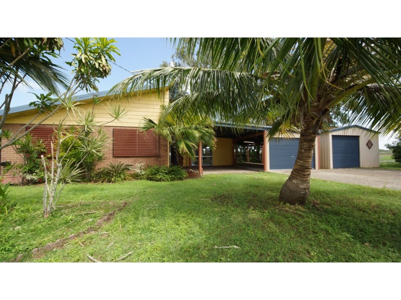 27 Old Shoal Point Road, Bucasia QLD 4750