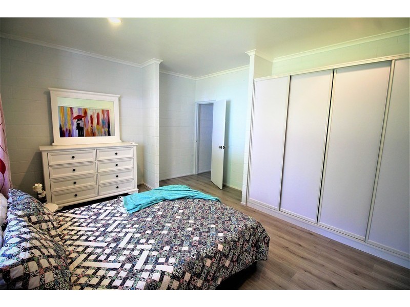 4 Rosewood Court, Hay Point QLD 4740