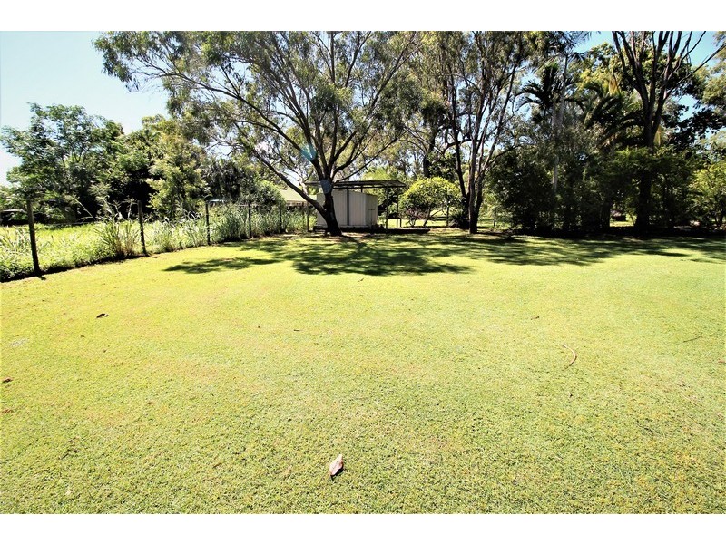 4 Rosewood Court, Hay Point QLD 4740