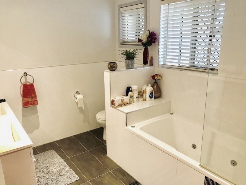 14A Alberta Street, Mirani QLD 4754