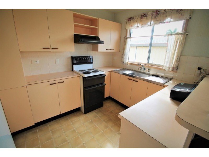 6 Michelle Court, Hay Point QLD 4740