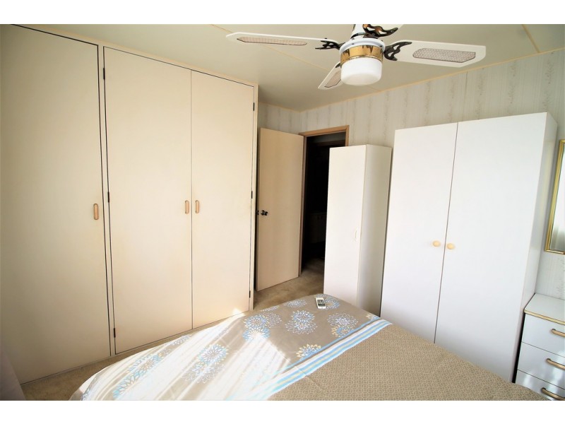6 Michelle Court, Hay Point QLD 4740
