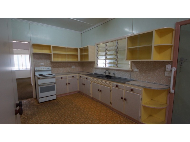 43 Donaldson Street, West Mackay QLD 4740