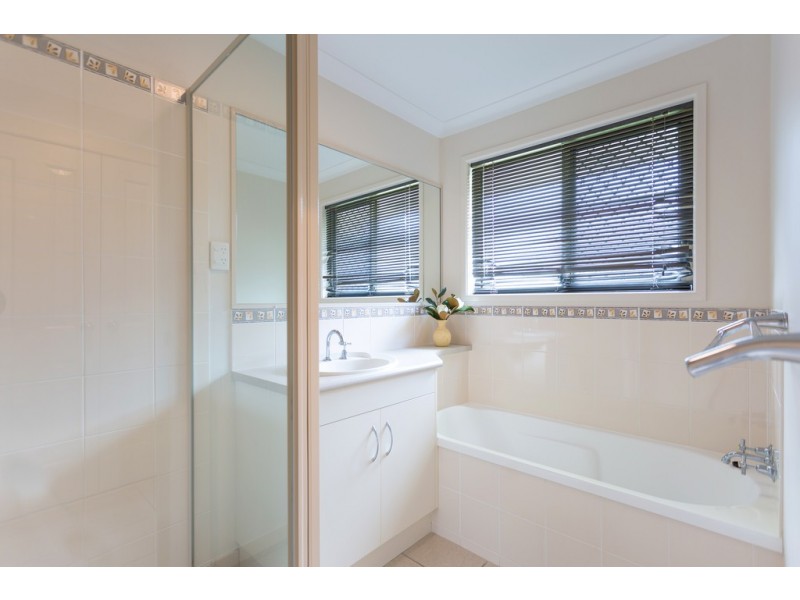 42 Oxley Crescent, Erakala QLD 4740