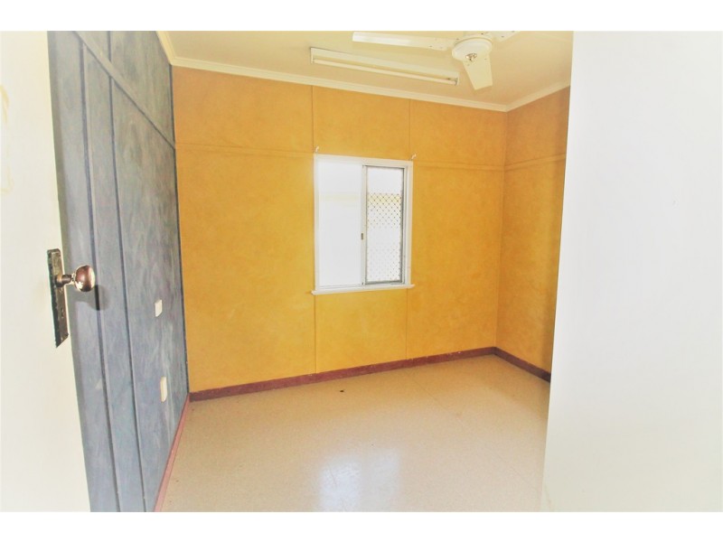 13 Simpson Street, West Mackay QLD 4740