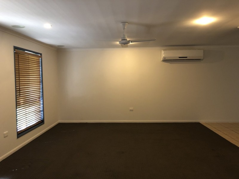 39 Michelle Crescent, Bucasia QLD 4750