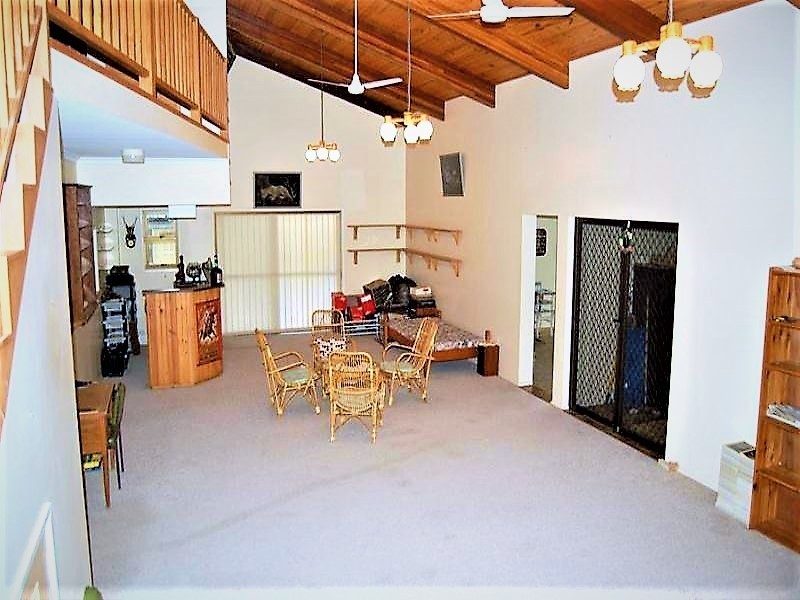 198 Miran Khan Drive, Armstrong Beach QLD 4737