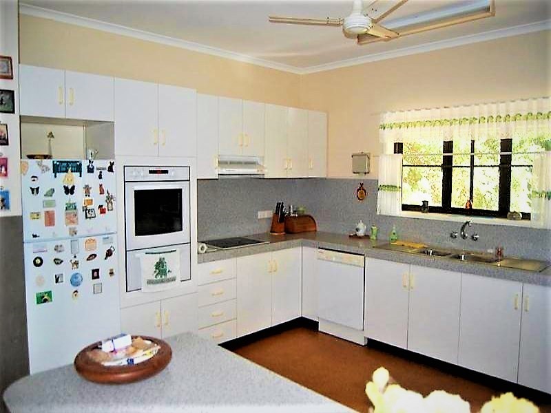 198 Miran Khan Drive, Armstrong Beach QLD 4737