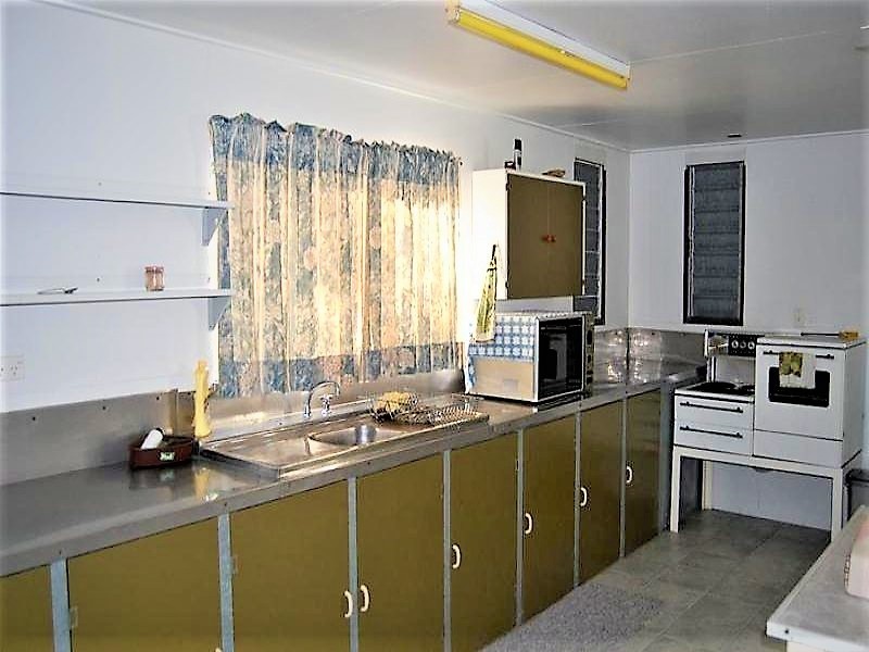 198 Miran Khan Drive, Armstrong Beach QLD 4737