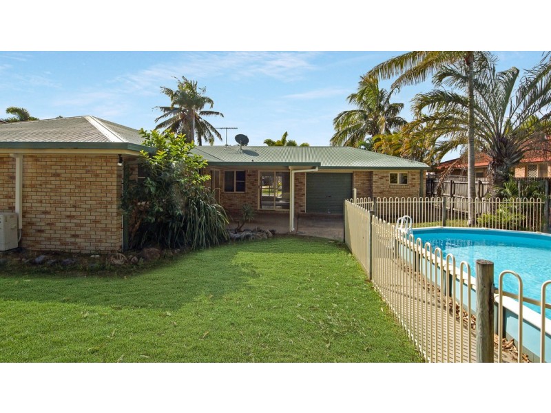 27 Spinnaker Way, Bucasia QLD 4750