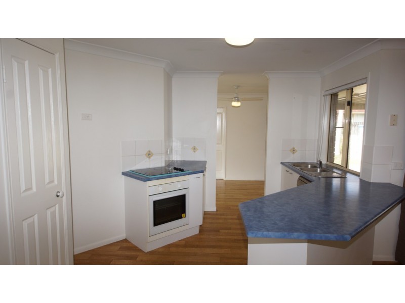 27 Spinnaker Way, Bucasia QLD 4750