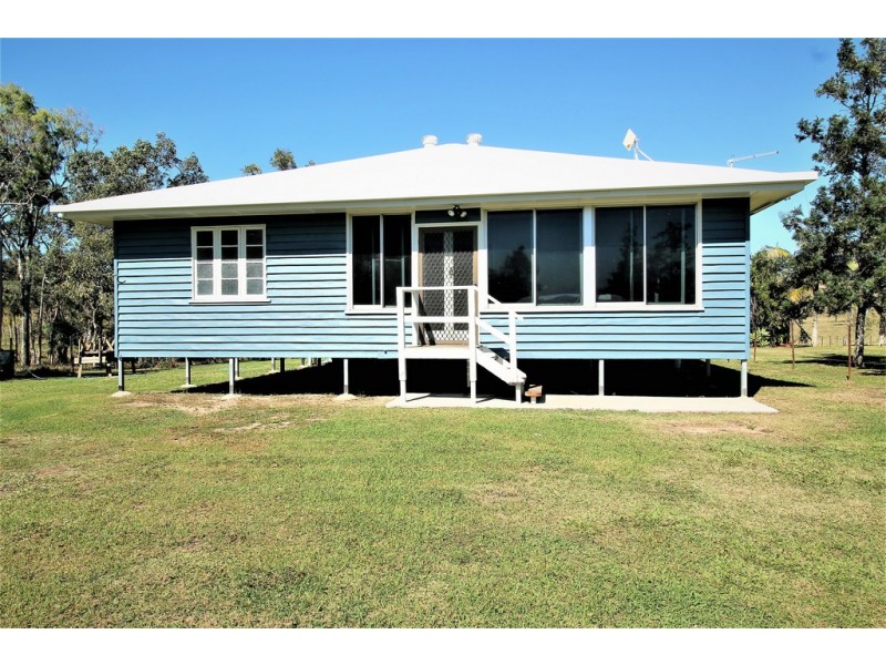 502 Hay Point Road, Alligator Creek QLD 4740