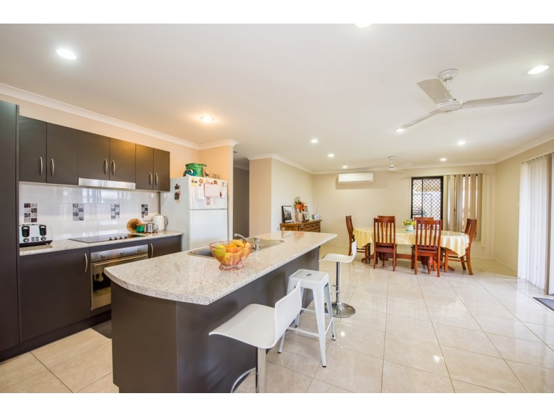 4 Elizabeth Street, Mirani QLD 4754
