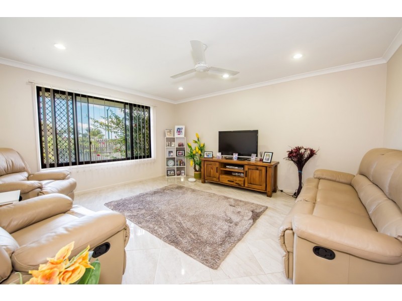 4 Elizabeth Street, Mirani QLD 4754