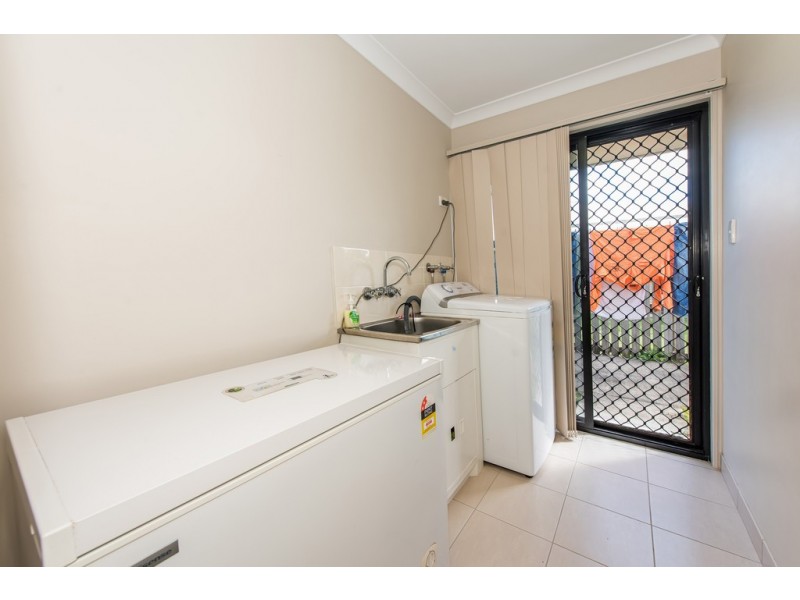 4 Elizabeth Street, Mirani QLD 4754