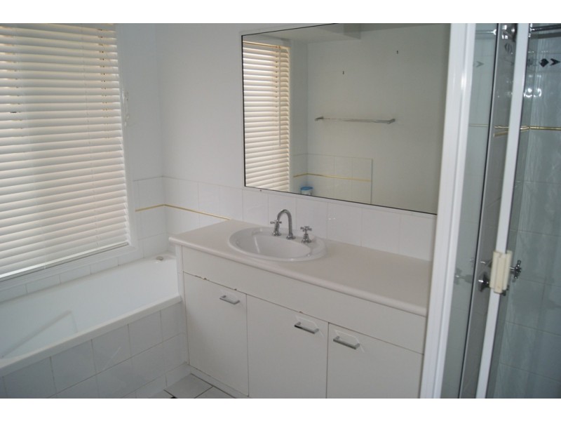 28 Sologinkin Road, Rural View QLD 4740