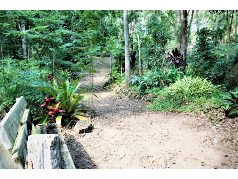 14 Kowaha Court, The Leap QLD 4740