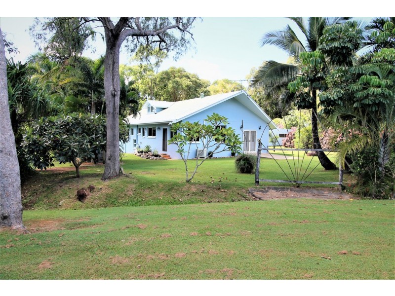 4 ROSEWOOD COURT, Hay Point QLD 4740