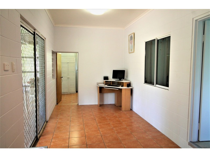 4 ROSEWOOD COURT, Hay Point QLD 4740