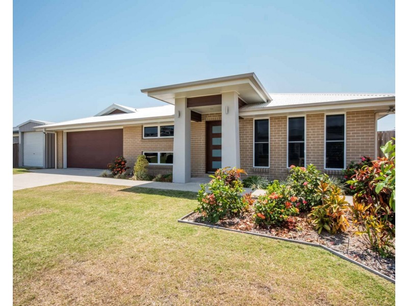 18 Mod Crescent, Beaconsfield QLD 4740