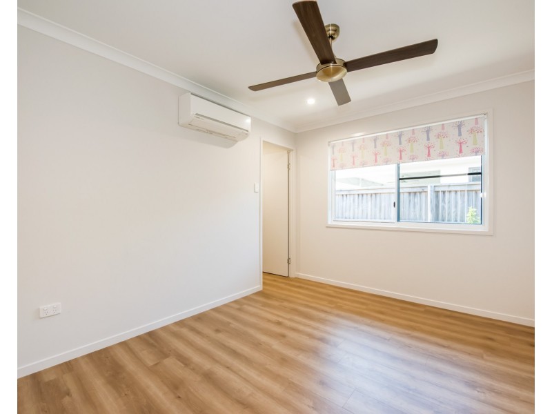 18 Mod Crescent, Beaconsfield QLD 4740